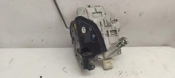Audi A6 S6 C6 4F Front door lock 4F2837015