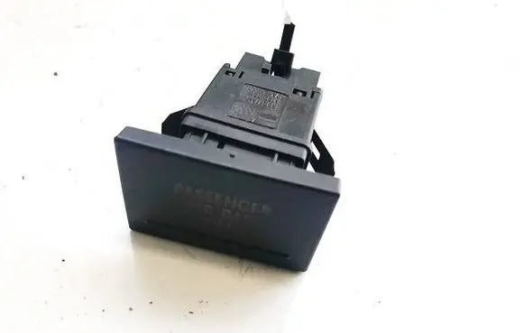 Volkswagen Touareg I Passenger airbag on/off switch 7L6919235B