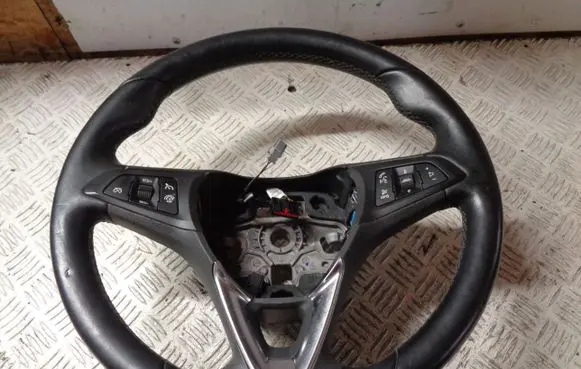 Opel Corsa E Steering wheel 13403218