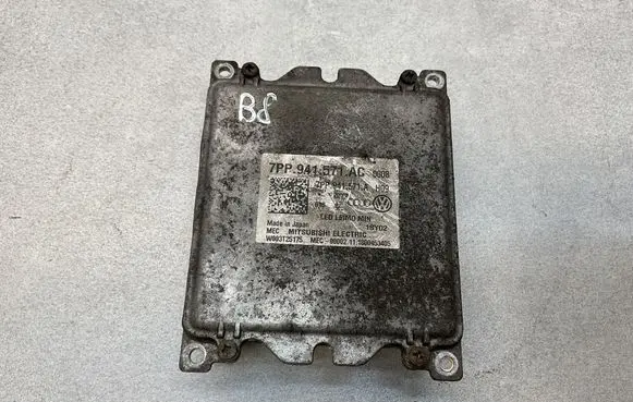 Volkswagen PASSAT B8 LED ballast control module 7PP941571AC 7PP941571A