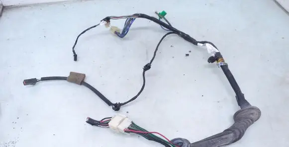 Subaru Legacy Front door wiring loom 81820AC110 0047103107