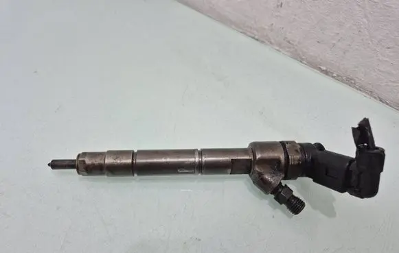 Mercedes-Benz B W245 Fuel injector A6400700787