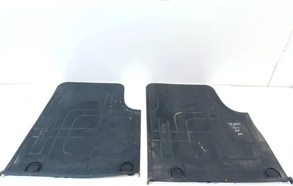 Renault Trafic III (X82) Car floor mat set 8201409823 8201501196