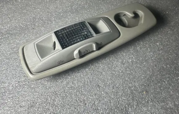 Volkswagen PASSAT B5.5 Rear seat light 3B0951172F