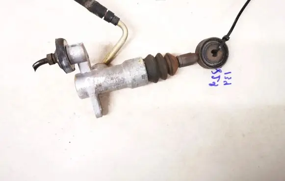 Audi A4 S4 B5 8D Clutch master cylinder 8d1721401