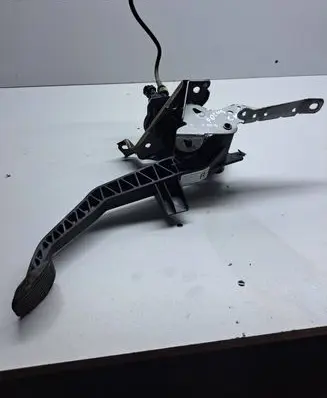 Clutch pedal