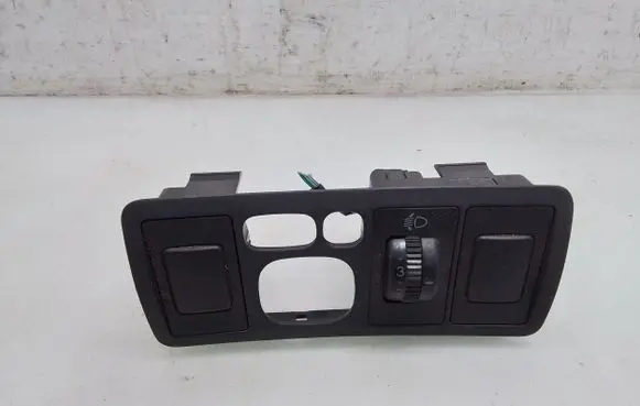 Toyota Avensis T250 Headlight level height control switch