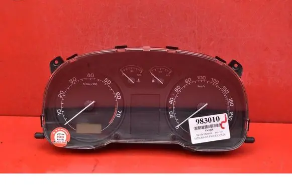 Skoda Octavia Mk1 (1U) Speedometer (instrument cluster) 1U0920811B
