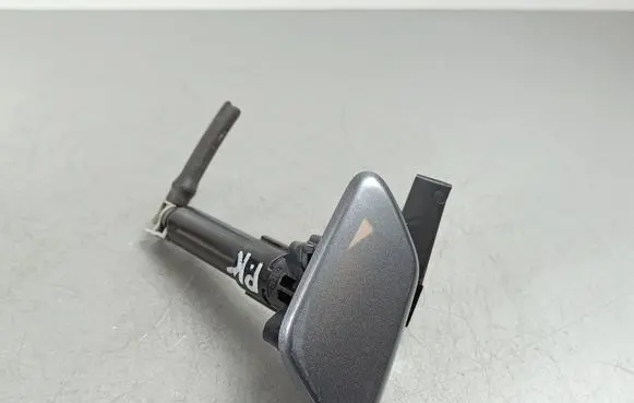 Mitsubishi Outlander Headlight washer spray nozzle