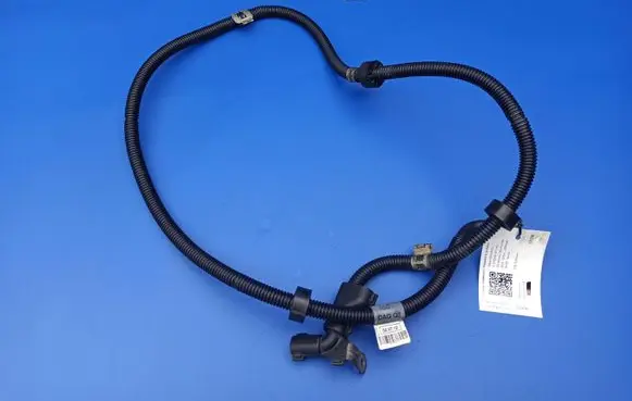 Mercedes-Benz C W204 Wires (starter motor) A2044402513