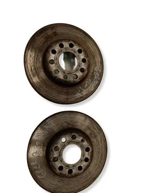 Volkswagen Golf VII Front brake disc 