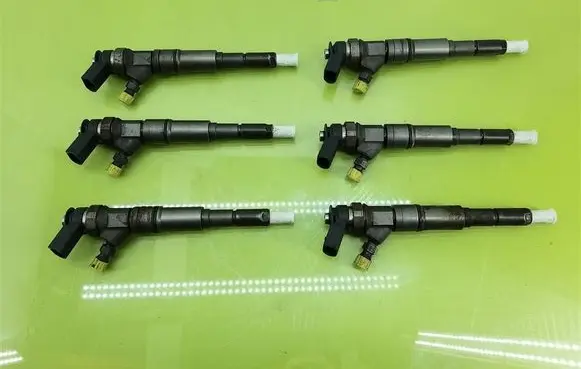 BMW 5 E60 E61 Fuel injectors set 069038722