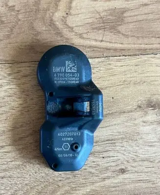 BMW 3 E92 E93 Tire pressure sensor 6790054
