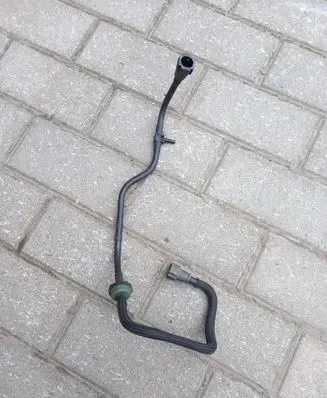 Peugeot 3008 I Fuel main line pipe