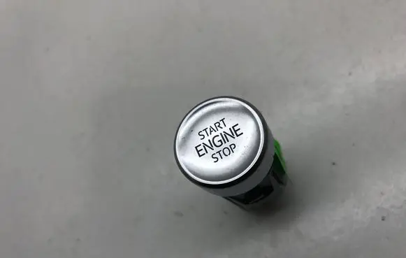 Volkswagen Touareg III Engine start stop button switch 762959839