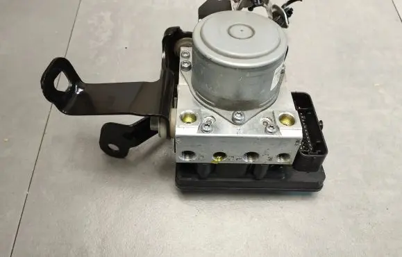 Opel Insignia A ABS Pump 23321781 23383112