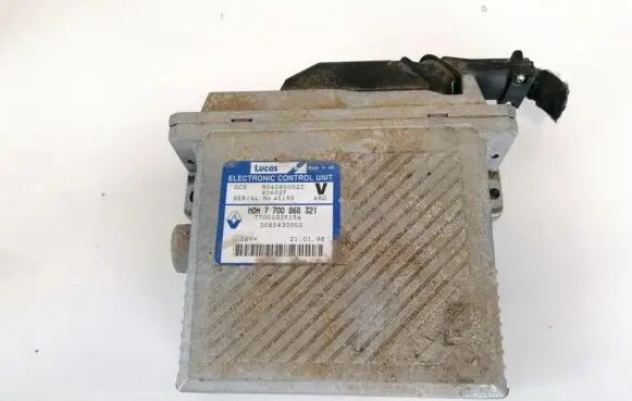 Volvo S40, V40 Engine control unit/module 7700868321 7700103515a