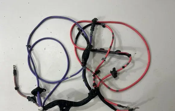 BMW X2 U10 Positive cable (battery) 5A90876 5A58A72