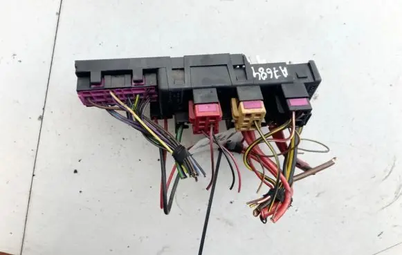 Volkswagen PASSAT B5.5 Fuse box set