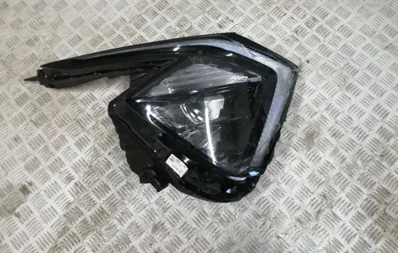 KIA Sportage Headlight/headlamp 92102R2000 HR00RH02 R00UHR000066107