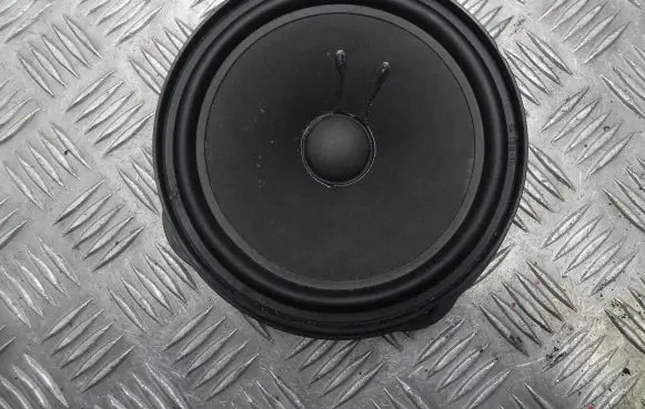Skoda Octavia Mk3 (5E) Front door high frequency speaker 5E0035411C R905
