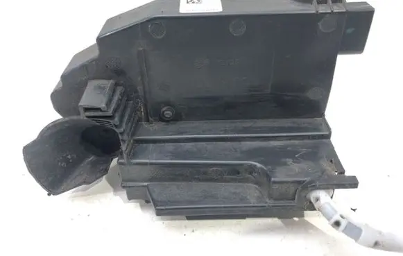 Peugeot 308 Front door lock 9810309680