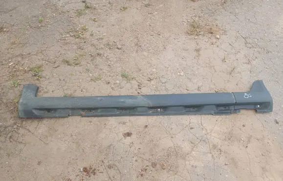 Volvo XC70 Sill 30763661