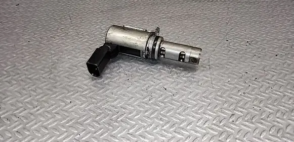 Volkswagen Jetta V Camshaft vanos timing valve 03C906455A