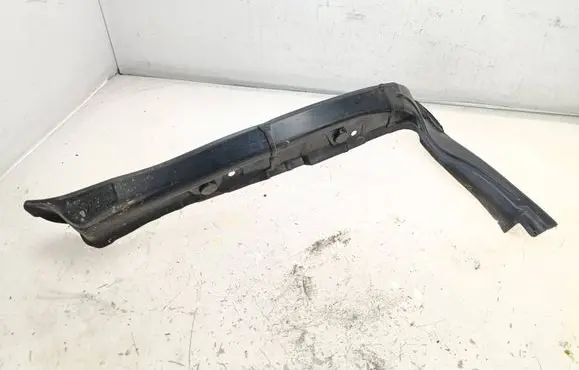 Audi A5 Sportback 8TA Fender end trim 8T0821112A