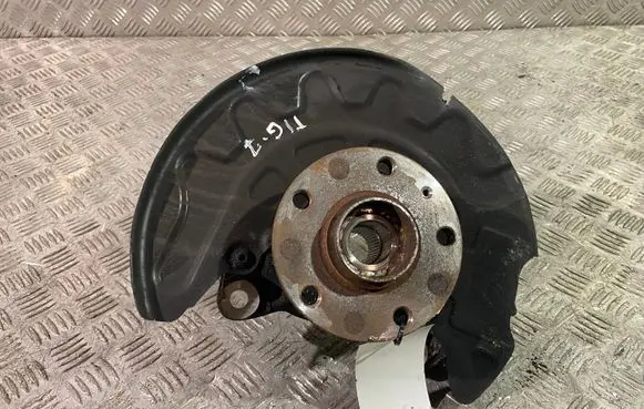 Volkswagen Tiguan Front wheel hub