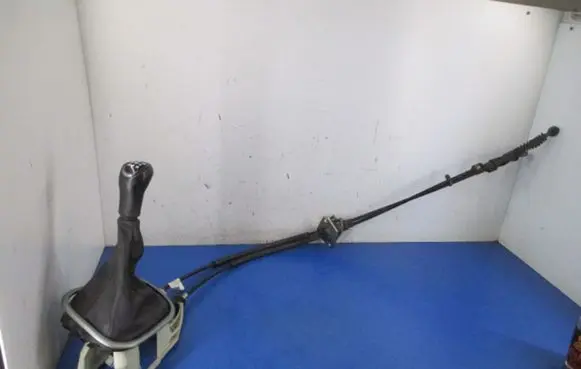 Mitsubishi Space Star Gear shift rod MR953941