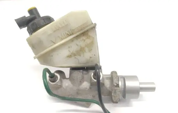 Renault Kangoo I Master brake cylinder 7700417826 8200262441