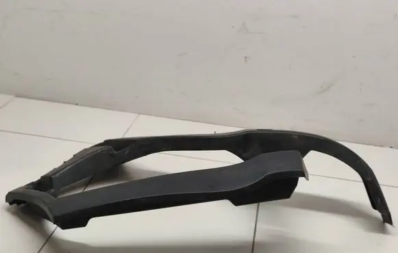 Citroen DS5 Rear bumper mounting bracket 9687582880