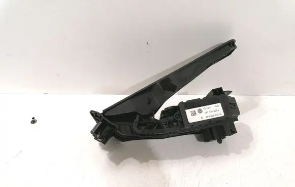 Volkswagen PASSAT B6 Accelerator throttle pedal 1K1721503L 6PV00860000