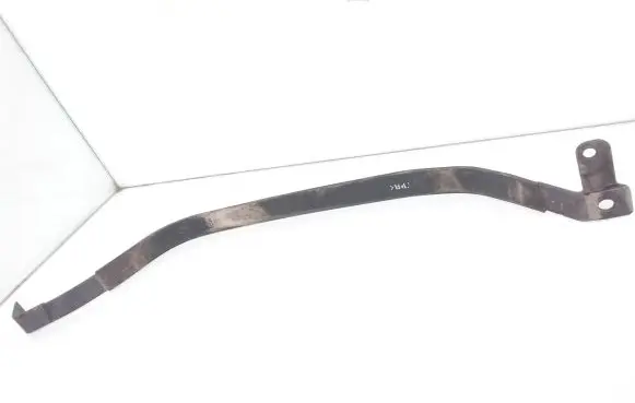 Hyundai Tucson TL Fuel tank mounting bracket 