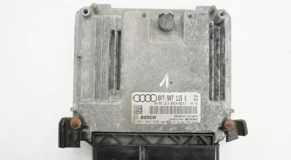 Audi A3 S3 8P Engine control unit/module 8P7907115K 0261S04940