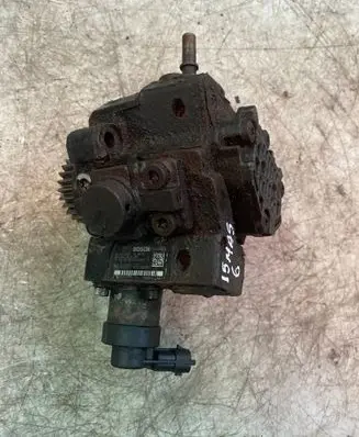 Opel Vivaro Fuel injection high pressure pump H8200950493
