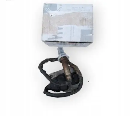 Mercedes-Benz Sprinter W907 W910 Lambda probe sensor A0009059112