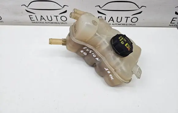 Ford Fusion II Coolant expansion tank/reservoir DG938A080AD