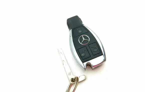 Mercedes-Benz E W212 Ignition key/card 