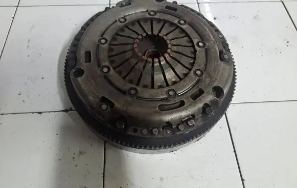 Volkswagen Jetta V Clutch set kit 043082000411