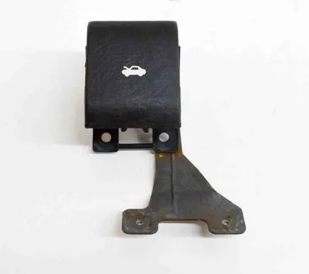 Cadillac STS Seville Engine bonnet (hood) release handle
