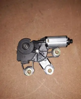 Porsche Cayenne (9PA) Rear window wiper motor 7L0955712B
