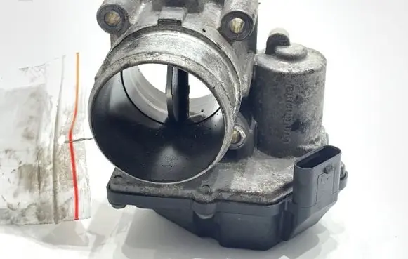 KIA Carens III Engine shut-off valve 351002A900