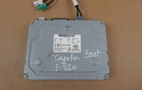 Toyota RAV 4 (XA50) GPS navigation control unit/module 8684006041B