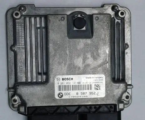 BMW 1 F20 F21 Engine ECU kit and lock set 8587952 0281032143