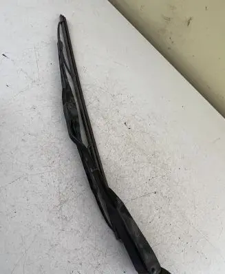 Chrysler Grand Voyager IV Rear wiper blade arm 05288704AD
