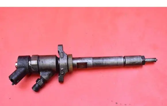 Fuel injector