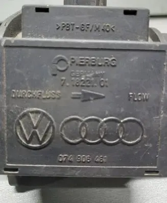 Audi A6 S6 C4 4A Mass air flow meter 074906461 71822101