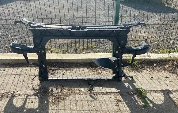 Audi TT Mk1 Radiator support slam panel
